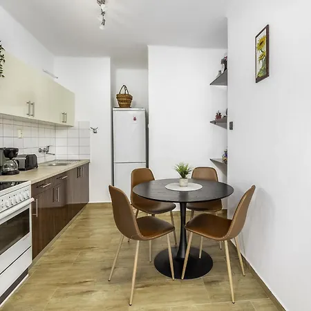 Lisa By Interhome Apartman