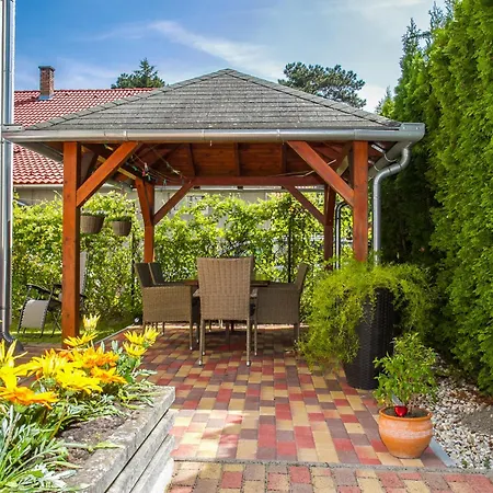 Lisa By Interhome Apartman *